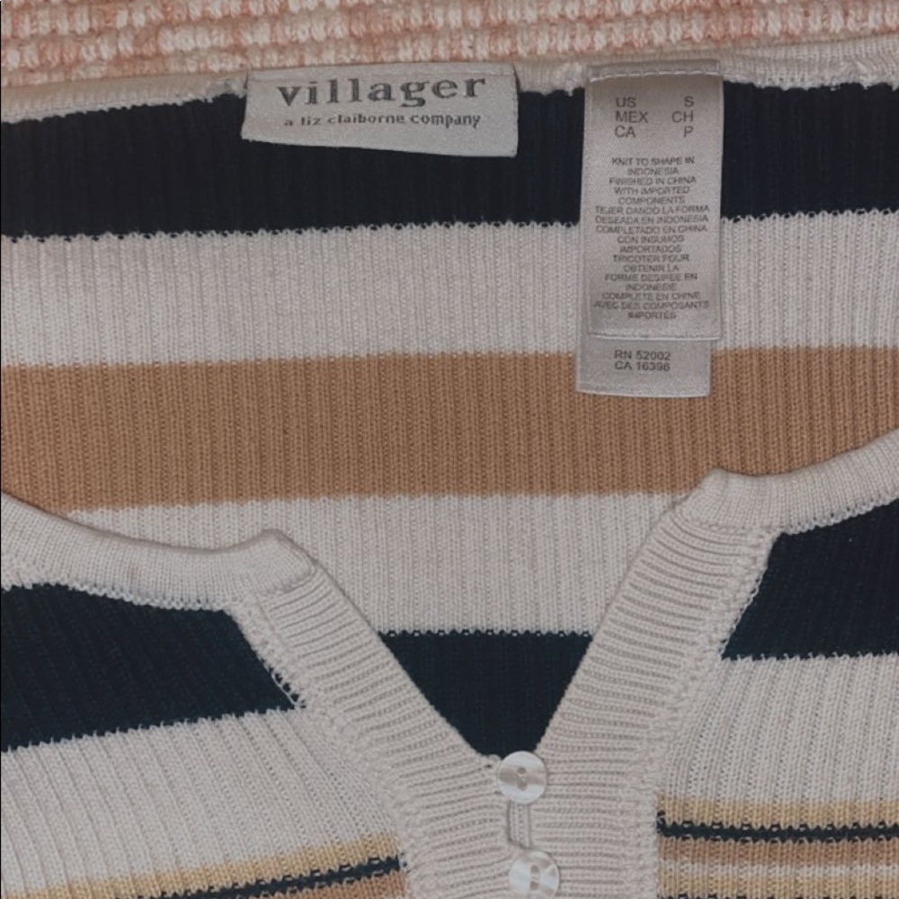 Sweater - Picture 3 of 3